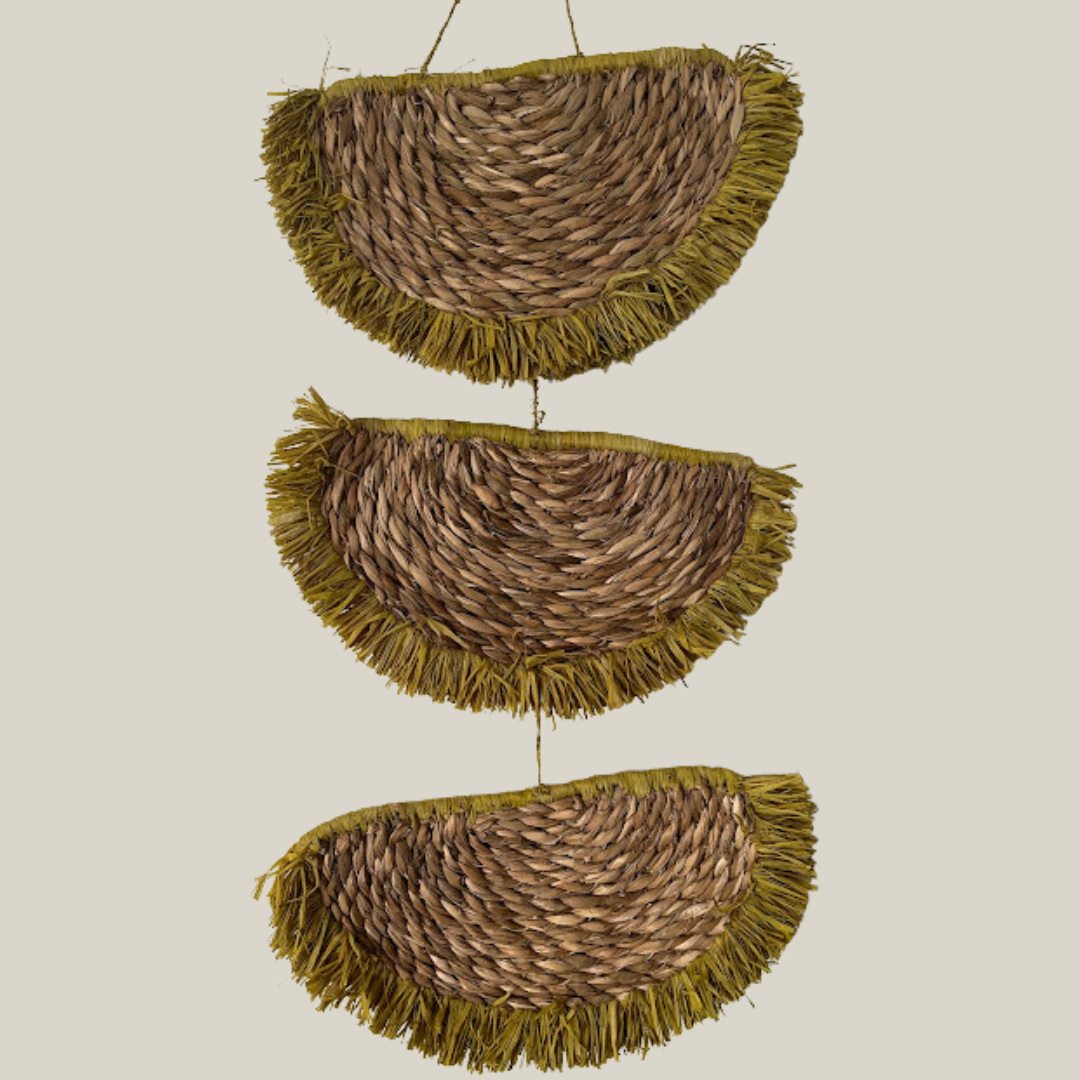 Ornamental raffia pendant