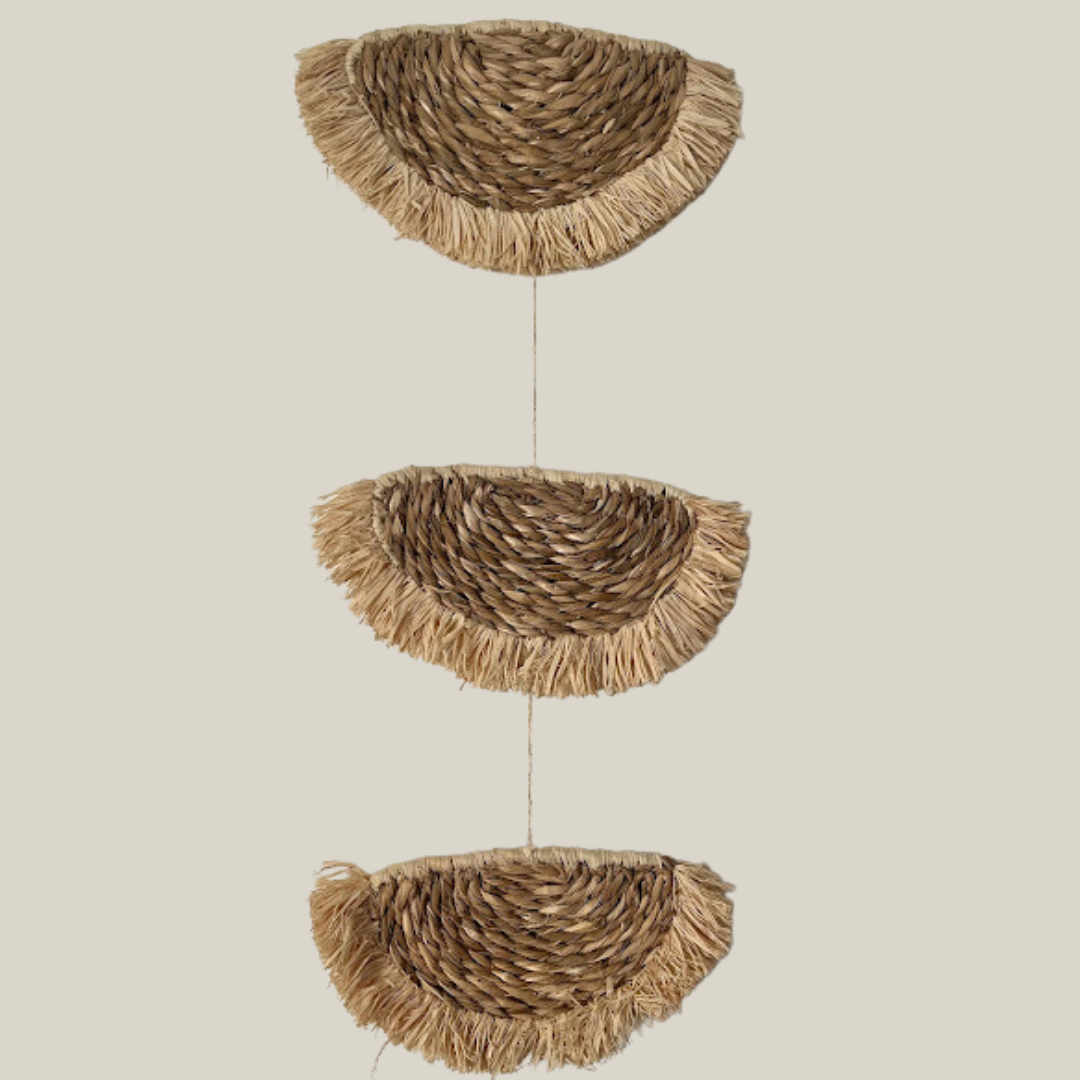 Ornamental raffia pendant