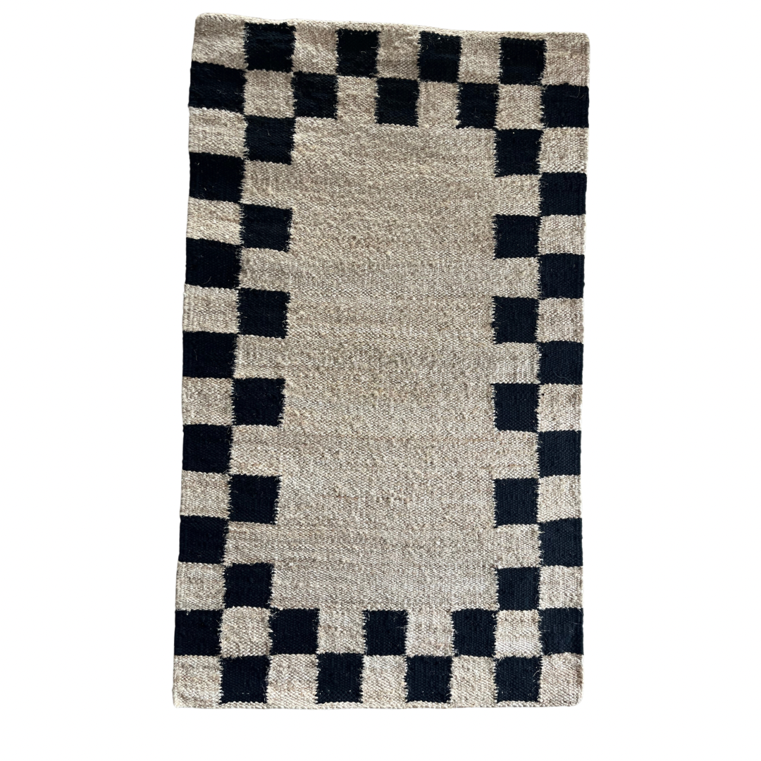 Black Chequered Border Banana Fibre Rug (5x3 feet)